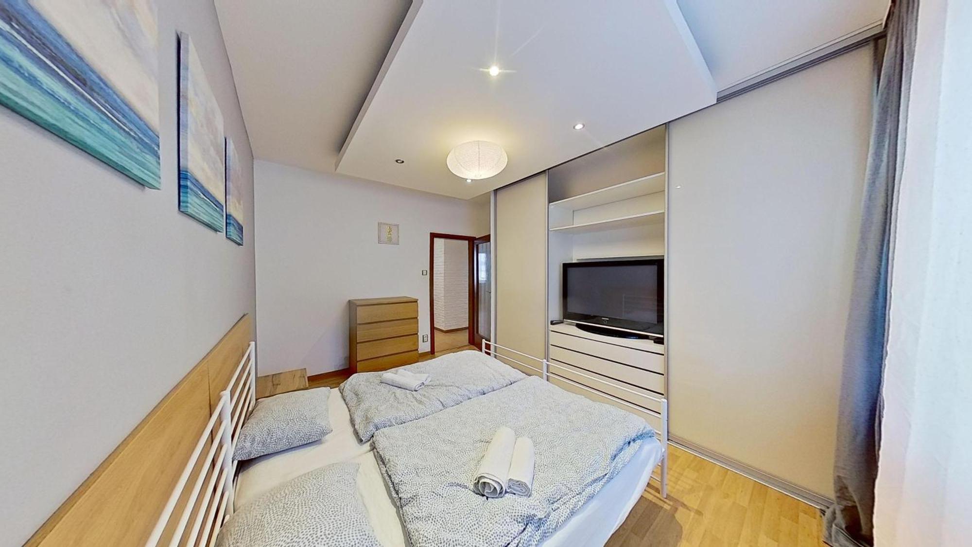 2Br Apt With Free Garage Parking, Close To The Historic Centre Bratislava Exterior foto